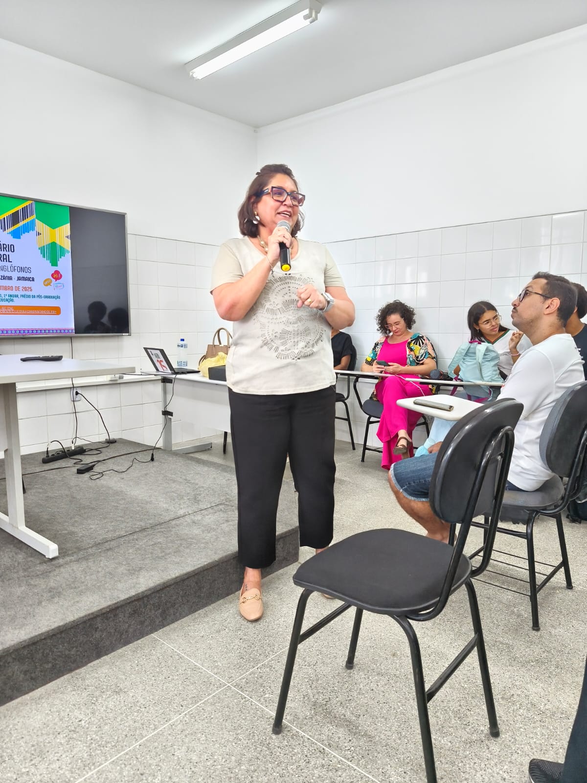 DESTAQUE DA SEMANA! Seminário Cultural - Países Anglófonos (Jamaica - Quênia - Tanzânia)